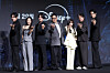 The cast and director of the upcoming Disney+ series ″Gold Land″ pose for a photo at a press conference at the Conrad Seoul hotel in Yeongdeungpo District, western Seoul, on April 27. From left are actors Kim Sung-cheo, Moon Jeong-hee and Lee Hyun-wook; director Kim Sung-hoon; and actors Park Bo-young, Kim Hee-won and Lee Kwang-soo. [YONHAP]