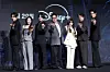 The cast and director of the upcoming Disney+ series ″Gold Land″ pose for a photo at a press conference at the Conrad Seoul hotel in Yeongdeungpo District, western Seoul, on April 27. From left are actors Kim Sung-cheo, Moon Jeong-hee and Lee Hyun-wook; director Kim Sung-hoon; and actors Park Bo-young, Kim Hee-won and Lee Kwang-soo. [YONHAP]