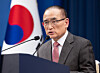 National Security Adviser Wi Sung-lac speaks during a press briefing at the Blue House in central Seoul on May 11. [NEWS1]