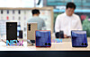 Samsung Electronics' Galaxy Z Flip 7 and Galaxy Z Fold 7 smartphones are displayed at a store in southern Seoul in this file photo taken on July 15, 2025. [YONHAP]