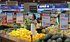 Consumers shop for groceries at a local supermarket in Seoul on May 28. [YONHAP]