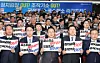 Democratic Party lawmakers shout slogans during a rally, calling for the withdrawal of indictments in major cases involving President Lee Jae Myung, at the National Assembly in Yeouido, western Seoul, on Feb. 23. [YONHAP]