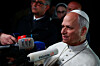 Pope Leo XIV speaks to the media on the Iran war as he leaves the papal residence in Castel Gandolfo, Italy, April 7. [REUTERS/YONHAP]