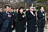 Michael DeSombre, the U.S. assistant secretary of state for East Asian and Pacific affairs, second from right, and other officials pay tribute at a memorial honoring U.S. service members killed in Korea at the War Memorial of Korea in Yongsan District, central Seoul, on March 13. [NEWS1]