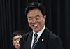 Labor Minister Kim Young-hoon smiles after Samsung Electronics management and its labor union strike a wage deal on May 20. [KIM SEONG-RYONG]