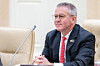 In this photo released by Agence Kampuchea Press, Michael George DeSombre, the U.S. assistant secretary of state for East Asian and Pacific affairs, attends a meeting with Cambodian Prime Minister Hun Manet at the Peace Palace in Phnom Penh, Cambodia, on Jan. 10. [AP/YONHAP]