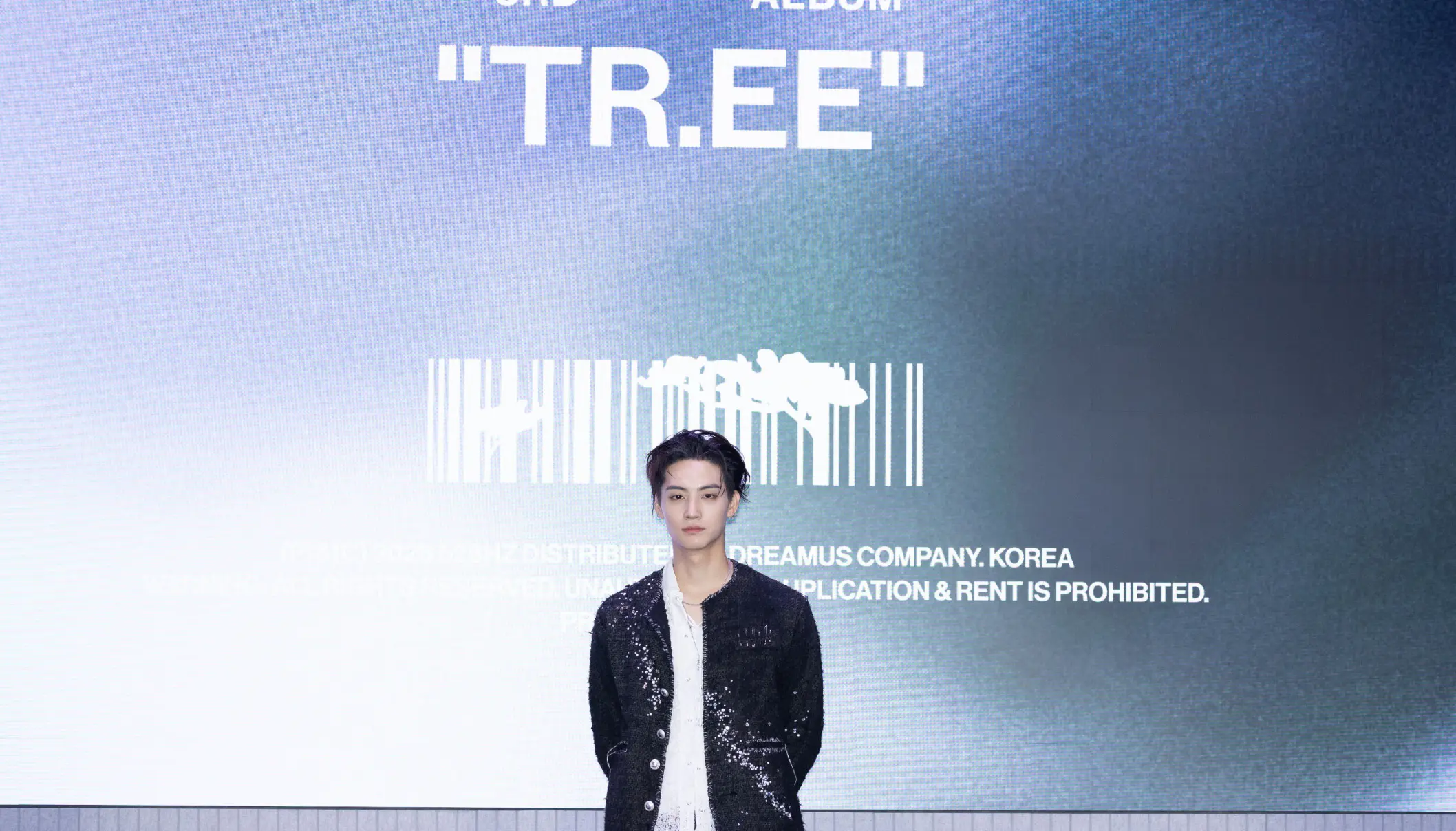 With new EP 'TR.EE,' GOT7's Jay B finds growth in struggle with his own sound
Related Article
GOT7's Yugyeom selected as 'spring crush' by fans on K-pop voting platform
GOT7's Jackson Wang to release 2nd solo album 'MagicMan 2' in July
GOT7's Jay B opens his 'archive' with first full solo album episode artwork
