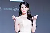 Singer and actor IU poses for photos during a press conference for the MBC series “Perfect Crown″ at the Josun Palace Hotel in Gangnam District, southern Seoul, on April 6. [DANIELA GONZALEZ PEREZ]