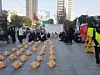 A rally to “End the Abortion Ban” sign in front of Yeongdeungpo Station in Yeongdeungpo District, western Seoul, on Nov. 7, 2020. [JOONGANG ILBO]