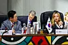 Italy's Prime Minister Giorgia Meloni and South Korea's President Lee Jae Myung attend a plenary session on the opening day of the G20 leaders' Summit at the Nasrec Expo Centre in Johannesburg, South Africa, 22 November 2025. [EPA/YONHAP]