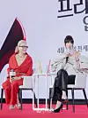 Actors Meryl Streep and Anne Hathaway answer questions during a press conference for the upcoming film “The Devil Wears Prada 2” at the Four Seasons Hotel Seoul in Jongno District, central Seoul, on April 8. [DANIELA GONZALEZ PEREZ]