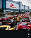 A meme — fueled by the huge bonuses expected for chip sector workers — shows employees at SK hynix arriving to work in supercars. It was uploaded on SNS by a cram school teacher on April 11. [SCREEN CAPTURE]