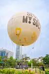 The tethered hot-air balloon Seouldal rises into the sky.[SEOUL TOURISM ORGANIZATION]