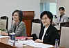 Won Min-kyong, minister of Gender Equality and Family, right, attends a town-hall meeting to discuss on adjusting age threshold of criminal liability for juvenile offenders at the central government complex in central Seoul on April 21.