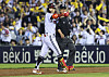 Park Hae-min reacts after making a hit during a match against the Samsung Lions at Jamsil Baseball Stadium on May 12.