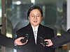 답변하는 박나래 (서울=연합뉴스) 박동주 기자 = 전직 매니저들에 대한 '갑질'과 불법 의료행위 의혹을 받는 방송인 박나래씨가 20일 경찰에 출석해 조사를 받은 뒤 서울 강남경찰서를 나서며 취재진 질문에 답하고 있다. 2026.2.20 pdj6635@yna.co.kr/2026-02-20 23:04:26/