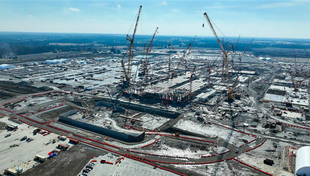 Exclusive: SK hynix in talks to buy Intel’s Ohio chip campus for U.S. m...