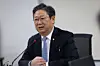 황희 더불어민주당 의원이 지난 1월 6일 서울 여의도 국회 의원회관에서 부동산 정책방향 기자간담회를 하고 있다. 뉴스1