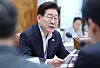 (서울=뉴스1) 허경 기자 = 이재명 대통령이 10일 청와대에서 열린 메가프로젝트 2차 민관합동 점검회의에서 발언하고 있다. 2026.8.10/뉴스1