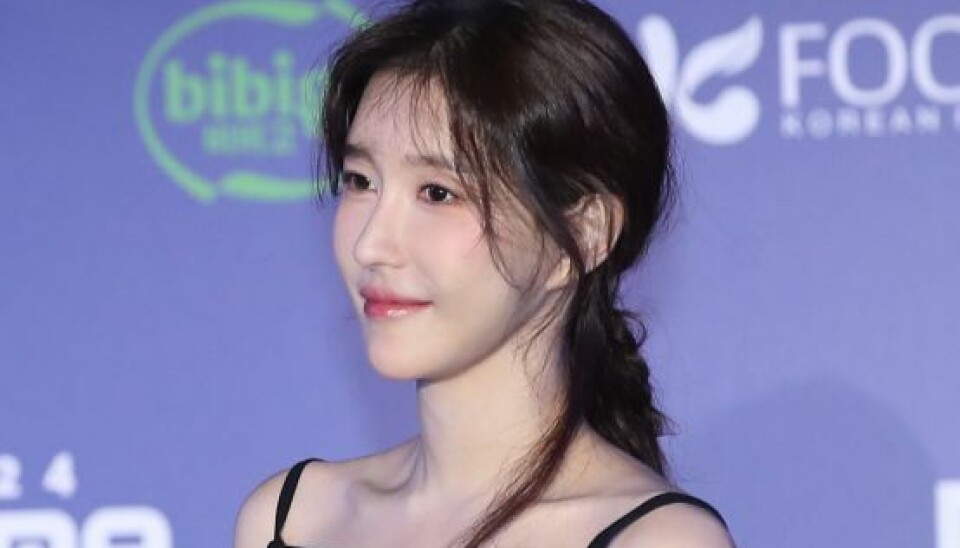 (오사카=뉴스1) 권현진 기자 = 배우 이지아가 22일 일본 오사카 쿄세라 돔에서 열린 '2024 마마 어워즈'(MAMA AWARDS) 레드카펫 행사에 참석해 포즈를 취하고 있다. 2024.11.22/뉴스1 ⓒ News1 권현진 기자