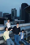 Rookie boy rock band AxMxP