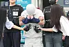 Caption: 법원 떠나는 경산 中유학생 살해피의자 (대구=연합뉴스) 김현태 기자 = 경산 中유학생 살해피의자가 27일 오전 영장실질심사를 받은 뒤 대구지방법원을 떠나고 있다. 2026.8.27 mtkht@yna.co.kr/2026-08-27 11:33:25/