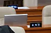 Caption: 정기국회 개회식 불참한 용혜인 성평등가족부 장관 후보자 (서울=연합뉴스) 신현우 기자 = 성평등가족부 장관 후보자인 기본소득당 용혜인 의원이 1일 국회에서 열린 제439회 정기국회 개회식에 불참해 자리가 비어 있다. 2026.9.1 nowwego@yna.co.kr/2026-09-01 15:09:38/