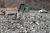 (경산=뉴스1) 공정식 기자 = 19일 오전 경북 경산시환경시설사업소 위생매립장에서 작업자들이 설 연휴가 끝난 뒤 수거한 생활폐기물 등 쓰레기를 처리하고 있다. 2026.2.19/뉴스1