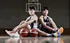 Twin basketball players Yoon Ji-won and Yoon Ji-hoon pose for photograph during an interview with the JoongAng Ilbo at Kyungbock High School in central Seoul on Sept. 2.