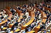 원내대표의 교섭단체 대표 연설에 손뼉 치는 국민의힘 의원들 (서울=연합뉴스) 신현우 기자 = 국민의힘 의원들이 8일 국회에서 열린 정기국회 제4차 본회의에서 같은 당 정점식 원내대표의 교섭단체 대표 연설을 들으며 손뼉치고 있다. 2026.9.8 nowwego@yna.co.kr/2026-09-08 11:56:52/