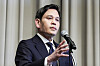 Shinsegae Group Chairman Chung Yong-jin speaks during a press event in southern Seoul on May 26.