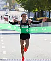 2025 JTBC 서울 마라톤에서 2시간14분14초로 우승을 차지한 김홍록.