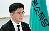 (서울=뉴스1) 이호윤 기자 = 오준호 기본소득당 당대표가 7일 서울 여의도 기본소득당사에서 열린 최고위원회의에 참석해 모두발언하고 있다. 2026.9.7/뉴스1