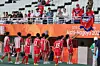 (오사카=뉴스1) 안은나 기자 = 14일 오후 일본 오사카 나가이스타디움에서 열린 2026 아이치·나고야 아시안게임 여자축구 예선 F조 1차전 북한과 방글라데시의 경기, 북한 선수들이 10-0으로 승리한 뒤 응원단에 다가가 인사하고 있다. 2026.9.14/뉴스1