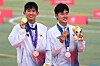 남자 근대5종 단체전 금메달 (안조[일본]=연합뉴스) 이동해 기자 = 20일 일본 아이치현 안조 스포츠파크에서 열린 2026 아이치·나고야 아시안게임 근대5종 남자 단체전에서 금메달을 차지한 한국 이종현, 전웅태가 시상대에서 메달을 보이고 있다. 2026.9.20 eastsea@yna.co.kr/2026-09-20 17:00:46/