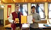Lukas Korinek, a Korea University student selected to receive the SK Global Scholarship, pose for a photo with Oh Min-gyu, head of the university's Office of Graduate School Innovation, during a scholarship award ceremony.