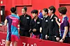 탁구 여자 단체전 동메달 (도요타[일본]=연합뉴스) 서대연 기자 = 23일 일본 아이치현 스카이홀에서 열린 2026 아이치·나고야 아시안게임 탁구 여자단체 준결승 대한민국과 일본의 경기. 일본에 0-3으로 패하며 동메달을 따낸 대한민국 대표팀 석은미 감독과 선수들이 서로 격려하고 있다. 2026.9.23 dwise@yna.co.kr/2026-09-23 21:10:19/