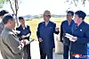 북한 박태성 총리, 황남 옹진군 원사농장 시찰 (평양 조선중앙통신=연합뉴스) 박태성 북한 내각총리(밀짚모자)가 황해남도 옹진군 원사농장을 현지에서 요해(파악)했다고 조선중앙통신이 6일 보도했다. 2026.10.6 [국내에서만 사용가능. 재배포 금지. For Use Only in the Republic of Korea. No Redistribution] nkphoto@yna.co.kr/2026-10-06 06:34:14/