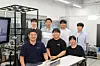 누리호 5차 발사에 실린 미니위성 'GBSAT'을 만든 경기북과학고 졸업생. 왼쪽 위부터 시계방향으로 이상훈 DGIST 학생, 이태균 GIST 졸업생, 이제민 KAIST 학생, 방우찬 서울대 학생, 정범준 DGIST 학생, 양준영 한국항공대 학생. 김현민 DGIST 학생은 다른 일정 때문에 사진을 찍지 못했다. 왼쪽 아래는 이들을 지도했던 윤효상 KAIST 교수. 사진 항우연