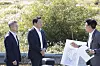 (광주=뉴스1) 김태성 기자 = 최태원 SK 그룹 회장과 민형배 전남광주통합특별시장이 9일 광주 군공항 탄약고 이전 예정지를 찾아 호남권 반도체 산단 조성 예정 부지를 살펴보고 있다. 2026.10.9/뉴스1