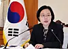 (서울=뉴스1) 이종덕 기자 = 한성숙 국무총리가 12일 서울 종로구 정부서울청사에서 열린 자살예방정책위원회 회의에서 모두발언 하고 있다. 2026.10.12/뉴스1