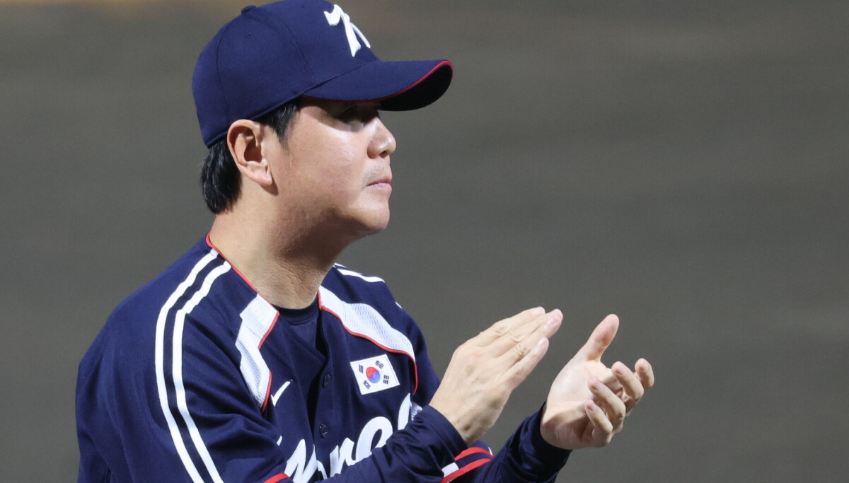 Book Manager Tech Ryu Ji-hyun named Hanwha Eagles manager on three-year deal