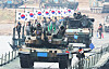 훈련은 실전처럼 (여주=연합뉴스) 홍기원 기자 = 25일 경기도 여주시 연양동 남한강에서 '2025 호국훈련' 일환으로 열린 도하훈련에서 육군 제8기동사단 K2 전차가 육군 제7공병여단이 구축한 부교를 도하하고 있다. 2025.11.25 xanadu@yna.co.kr/2025-11-25 14:09:51/
