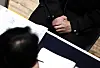 (서울=뉴스1) 구윤성 기자 = 16일 서울시청에서 열린 'FREE청년대로, 청년-기업 매칭 데이'에서 일자리를 구하는 청년이 사회연대경제기업 부스에서 면접을 보고 있다. 서울시가 주최한 이번 행사는 만 39세 이하 서울 거주 미취업 청년 500명을 대상으로 사회연대경제기업 50곳을 연결해 일경험과 취업기회를 제공하고자 마련됐다. 2026.9.16/뉴스1