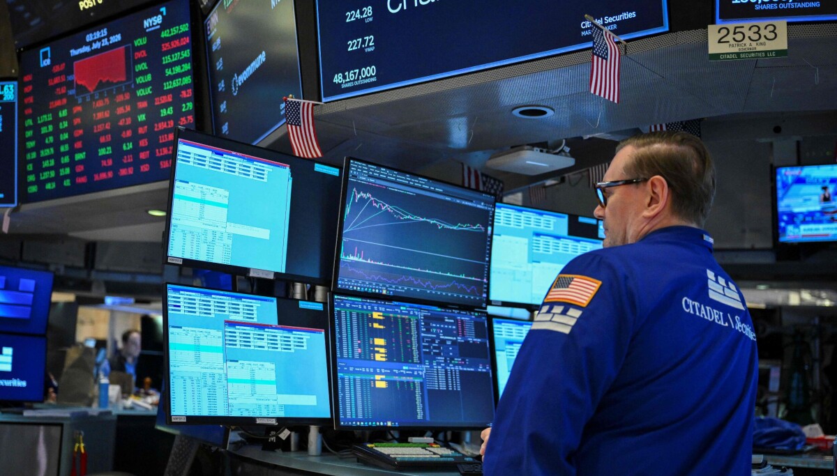 Microsoft and Alphabet AI Spending Set Tone for Korean Chip Stocks