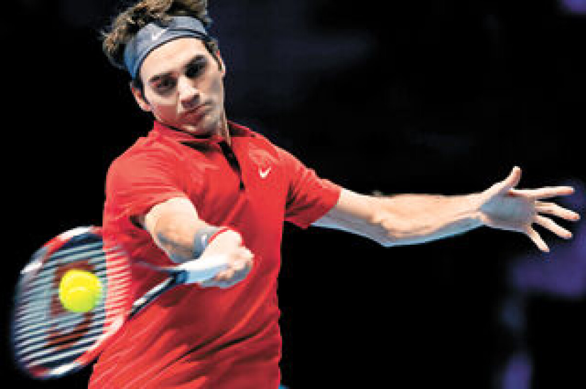 Roger Federer ATP Final着用モデル(国内 M サイズ相当) Federer, Murray still contenders for ATP final