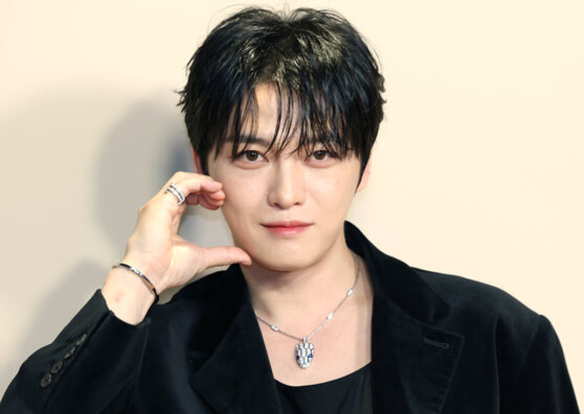 Singer Kim Jae-joong says hackers broke into his Kakao Pay account