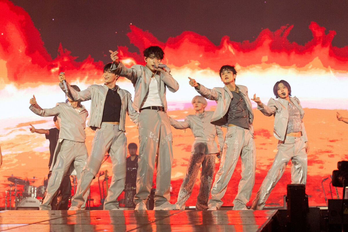 P1Harmony blasts off for first show of space-themed world tour