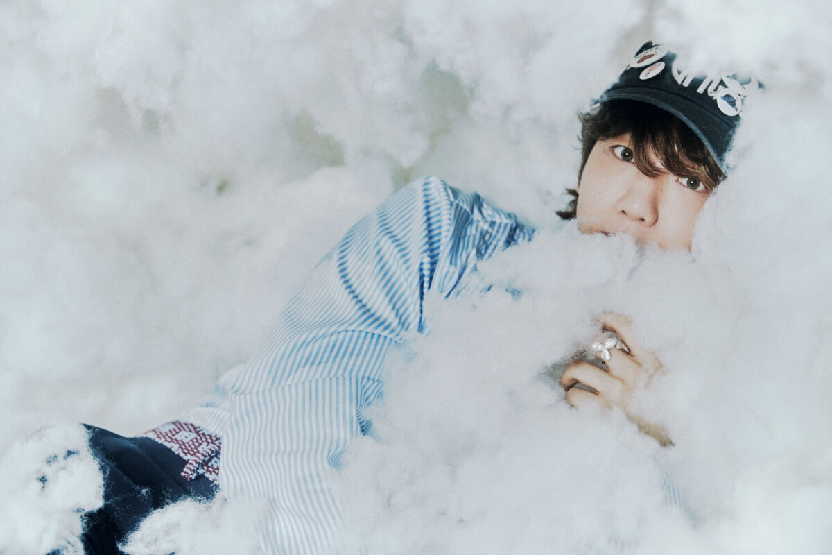 EXO member Baekhyun releases new EP with lead track 'Elevator'