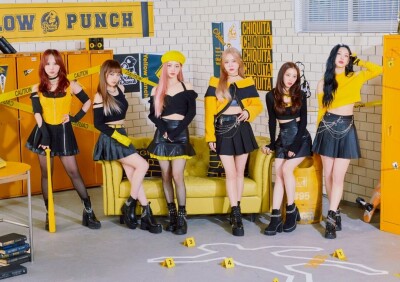 10枚【新品未開封 Yellow Punch】RocketPunch Who is Rocket Punch?